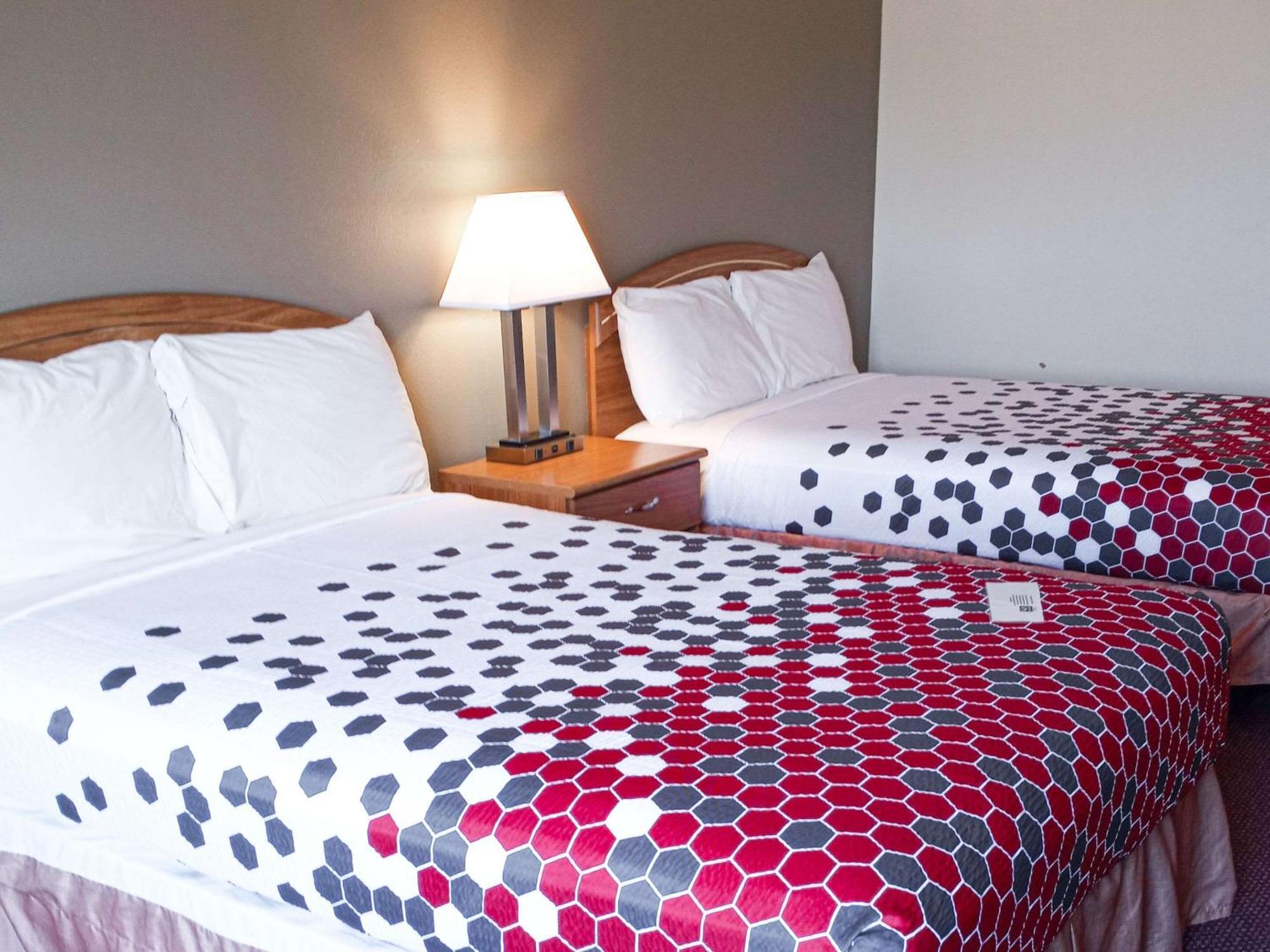 Econo Lodge Maquoketa Экстерьер фото