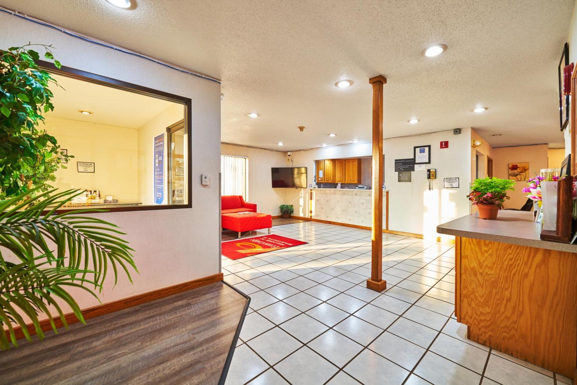 Econo Lodge Maquoketa Экстерьер фото